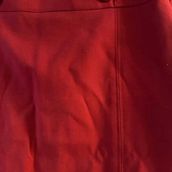 Red suit skirt size 10 - Picture 3 of 5